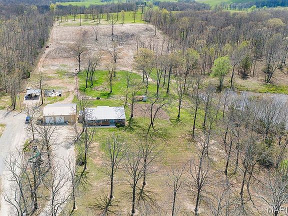 2nd image of 3010 County Road 2330