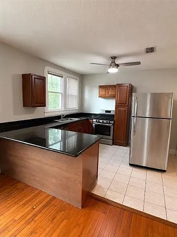 2806 Soniat St — Photo 2