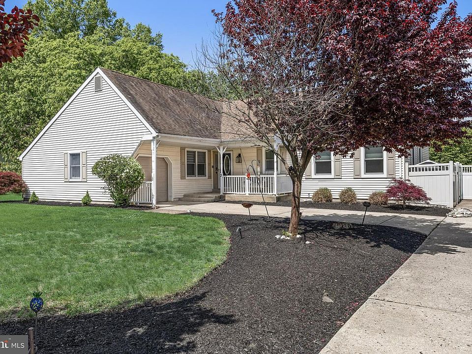 1st image of 3 Marino Dr