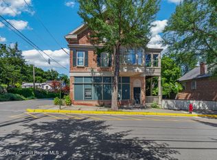 62 2nd St, Athens, NY 12015