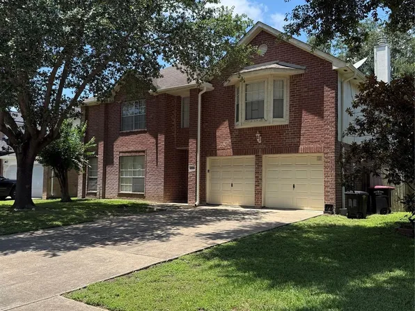 23126 Waterlake Dr, Richmond, TX 77406