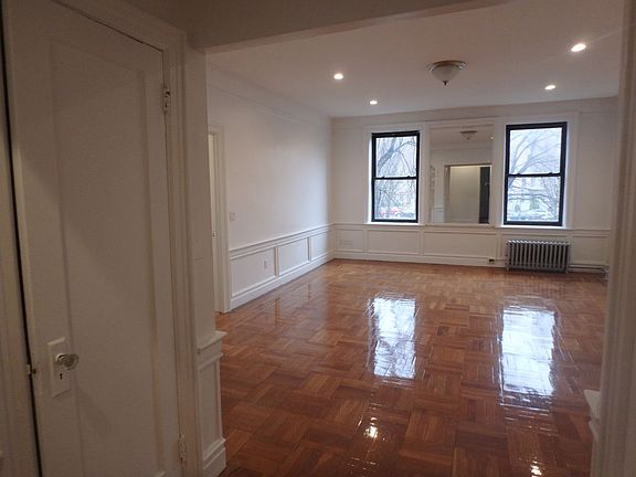 2nd image of 387 Eastern Pkwy APT 10
