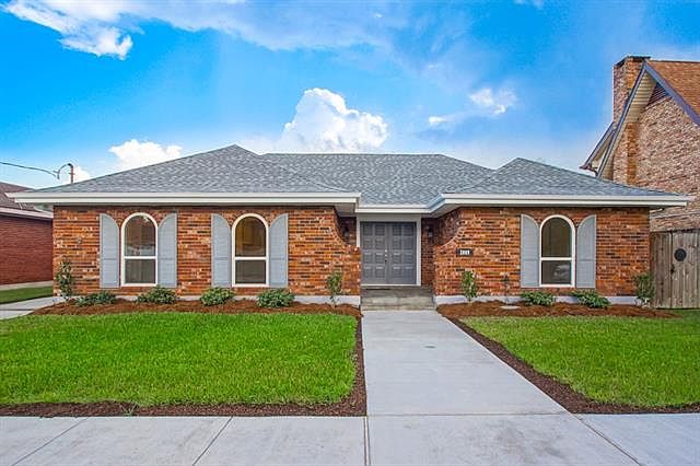 1st image of 2009 Houma Blvd