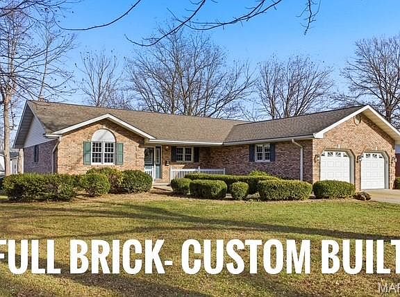 4th image of 265 N 1st St