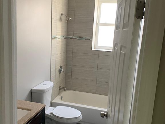 4th image of 31 Cambridge St #5