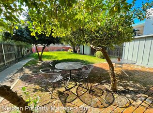 2120 H St APT 1, Sacramento, CA 95816