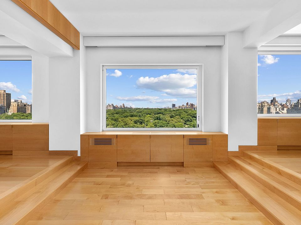 1st image of 120 Central Park S #17CD