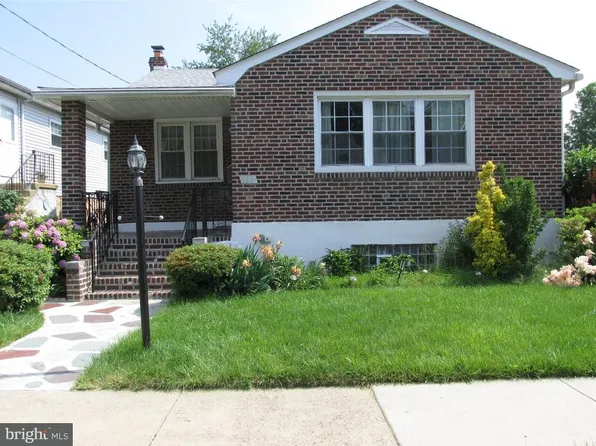 939 Faunce St, Philadelphia, PA 19111