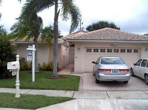 1st image of 16031 La Costa Dr