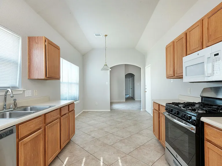 2826 Southampton Way #B — Photo 5