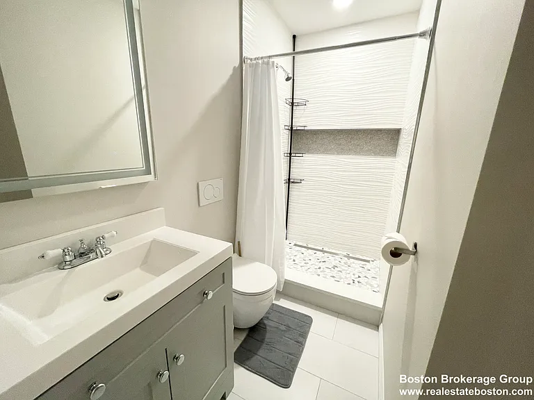 23 Newport St #2 — Photo 12