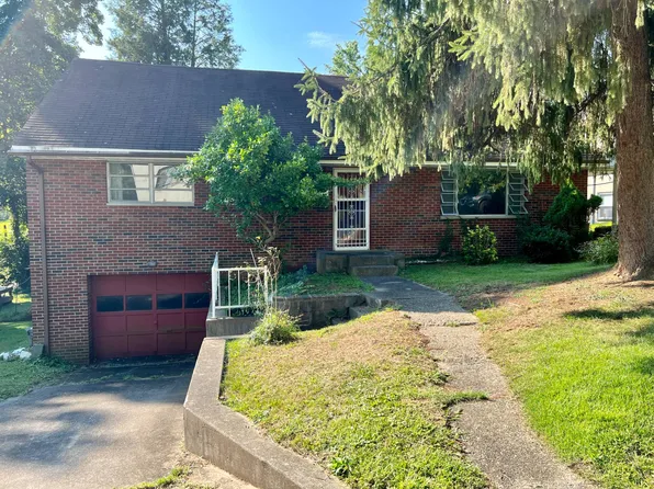 908 Laing St, Saint Albans, WV 25177