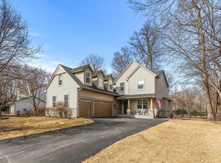 1260 Linden Ln, Victoria, MN 55386