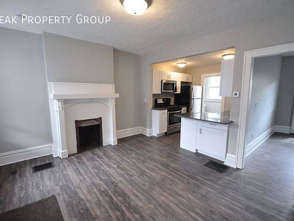 3rd image of 26 E 2nd Ave APT 14