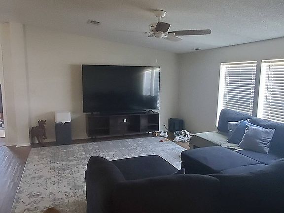 4th image of 14817 Avenida De Palma #5110