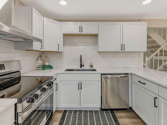 2nd image of 2841 Mossy Brink Ct
