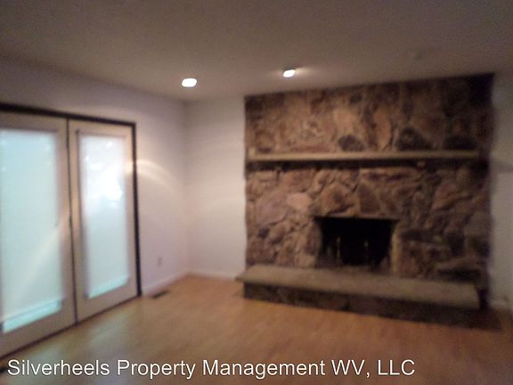 3rd image of 117 Willowbrook Dr #2