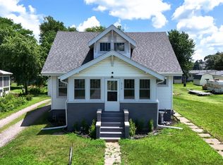 313 N 1st St, Ogden, IA 50212