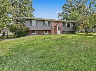 1020 Park Ln, Pella, IA 50219
