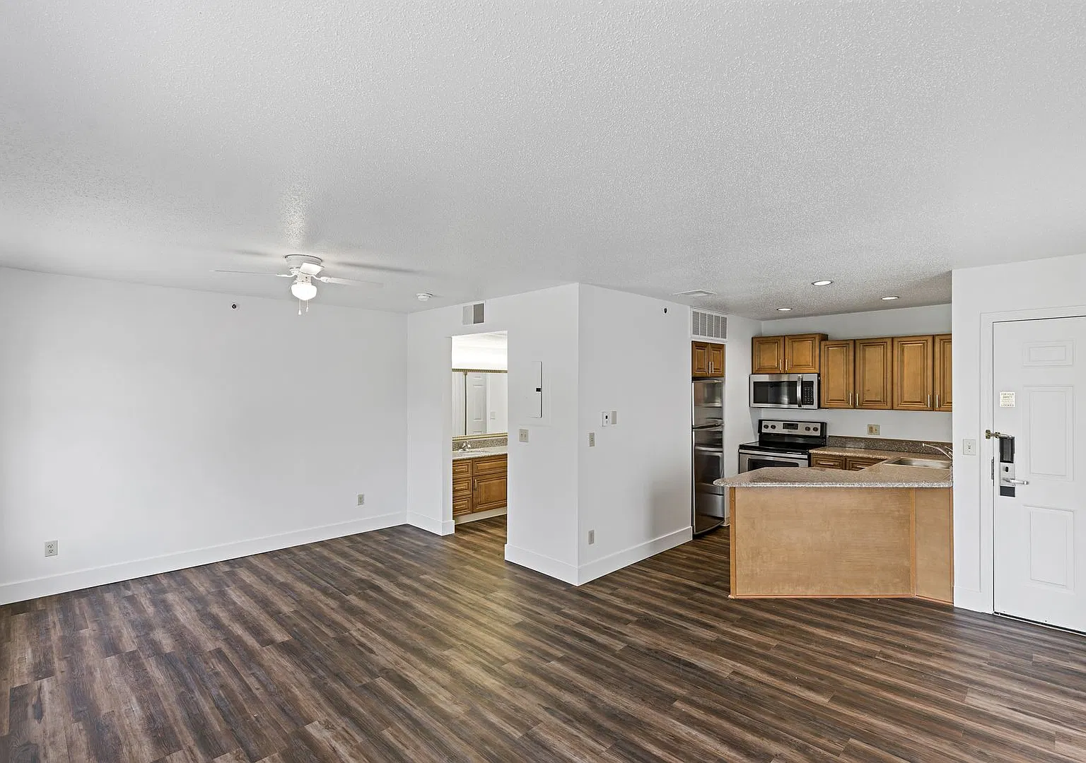 Kilgore Apartments — Photo 3