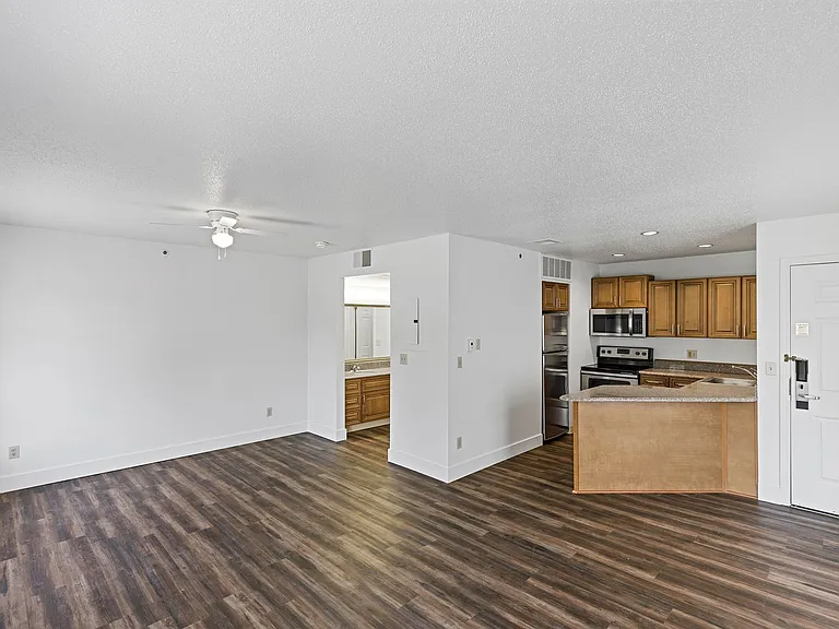 Kilgore Apartments (ANR Kalamazoo LDHA, LLC) — Photo 6