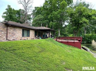 28960 Carlinville Cutoff Rd, Girard, IL 62640