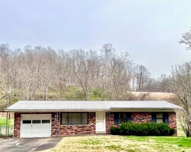 2978 County Road 31, Chesapeake, OH, 45619