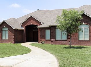 521 N Westridge Rd, Plainview, TX 79072