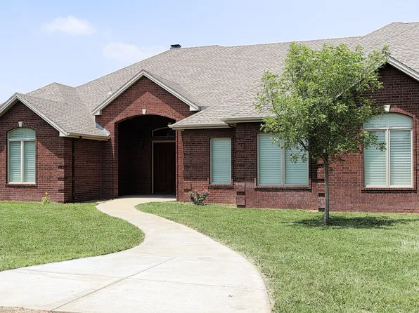 521 N Westridge Rd, Plainview, TX 79072