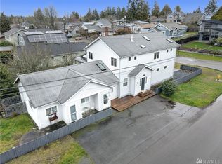 4104 SW 102nd St, Seattle, WA 98146