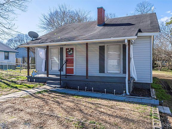 2nd image of 834 Carolina Mill Cir #10