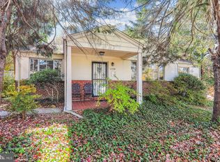 2708 Ross Rd, Chevy Chase, MD 20815