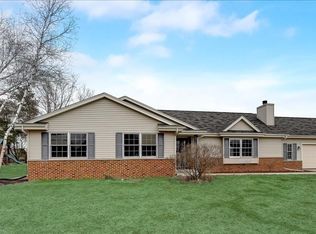 420 Heather Ln, Fredonia, WI 53021