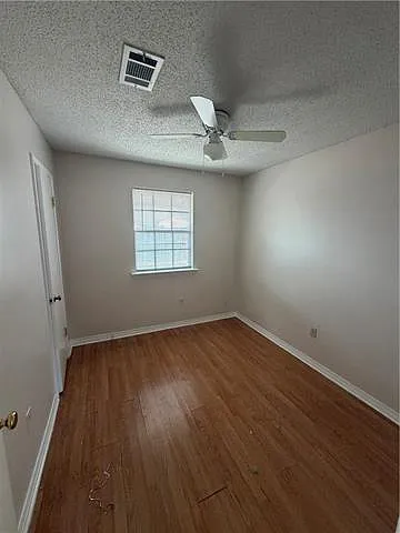 210 N Parkway Dr #55 — Photo 9