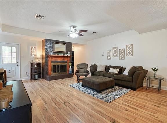 4th image of 337 Yenni Dr