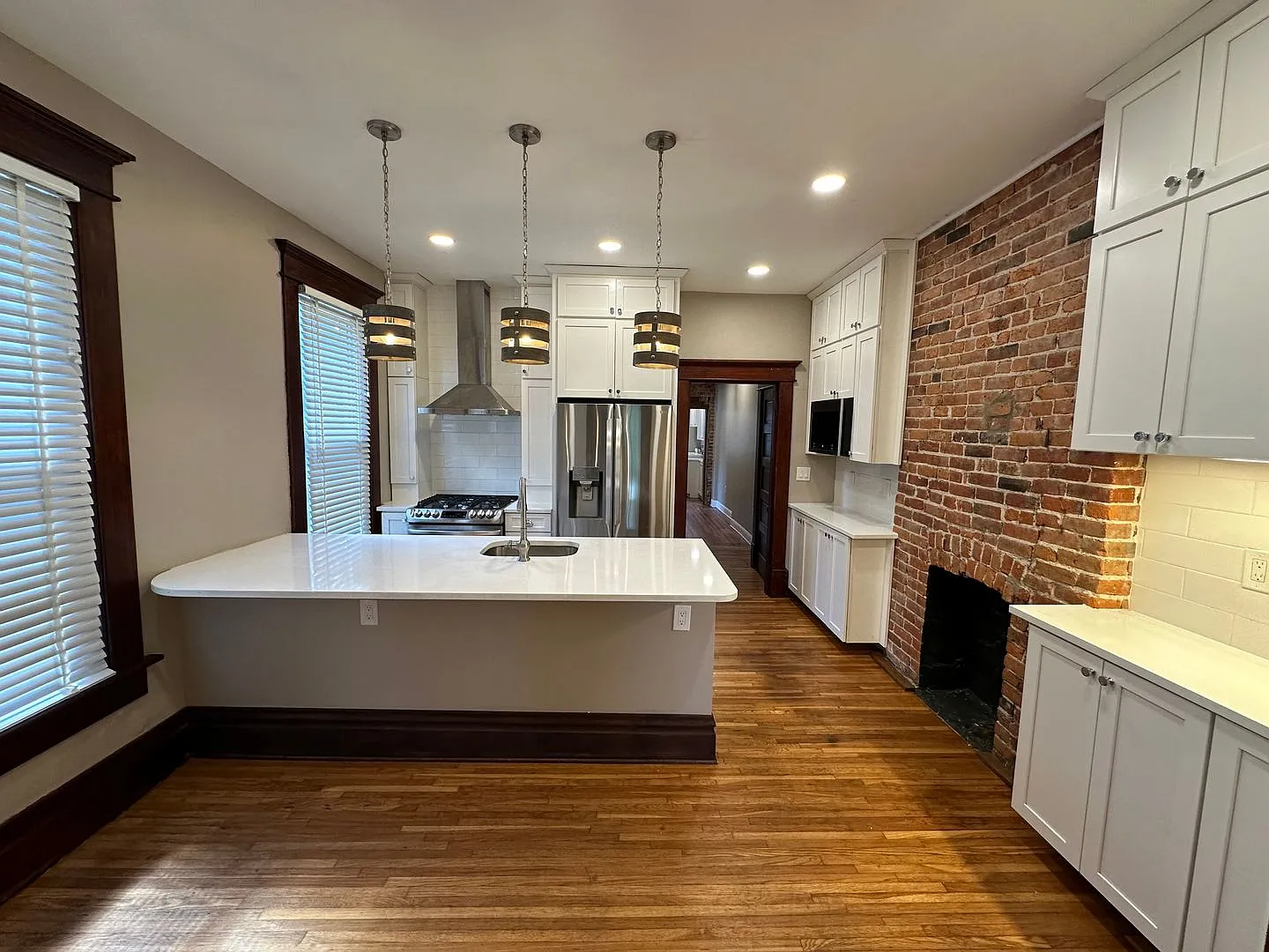 W 8th Ave 403-405 & Belmont Ave 1523 RGI — Photo 4