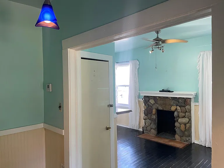 Living room.