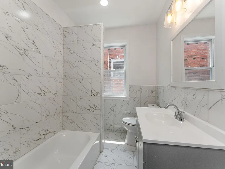 7 S 53rd St — Photo 22