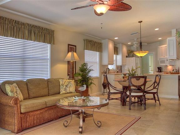 4th image of 11625 Garessio Ln