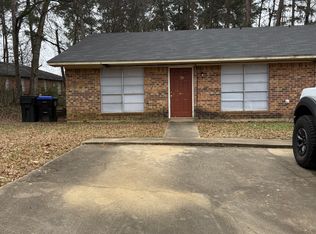 6 Harroun Ct #A, Longview, TX 75604