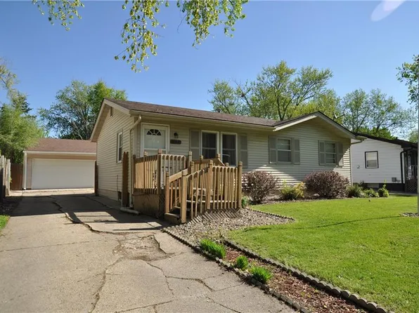 528 E Titus Ave, Des Moines, IA 50315