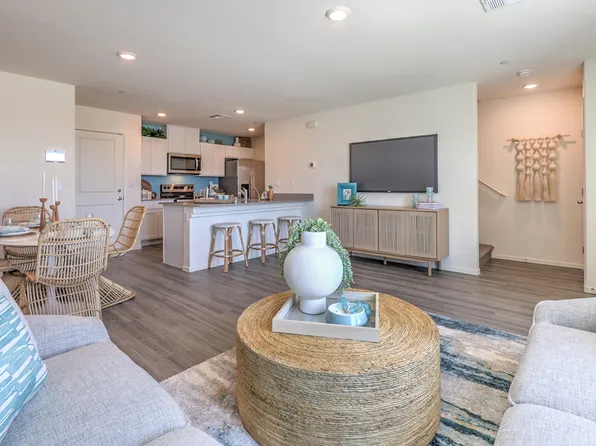 6113 Musas Gdn, North Las Vegas, NV 89081