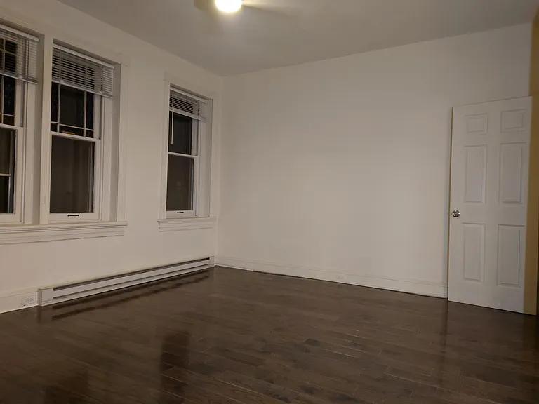 1832 Bolton St #3A — Photo 9