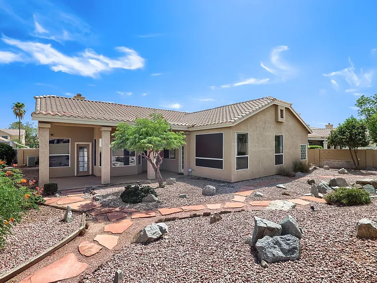 6126 E Kelton Ln — Photo 21