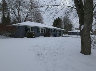 818 N Main St, Evart, MI 49631