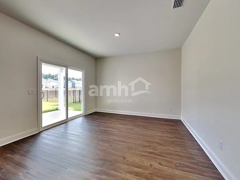 536 Plumeria Ln — Photo 6