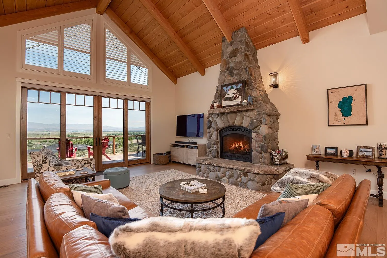 2495 Eagle Ridge Rd photo 1