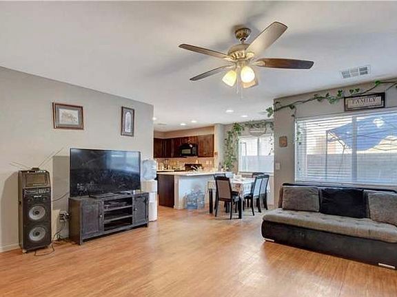 3rd image of 4793 Vista Sandia Way