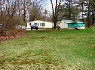 688 New Sherborn Rd, Athol, MA 01331