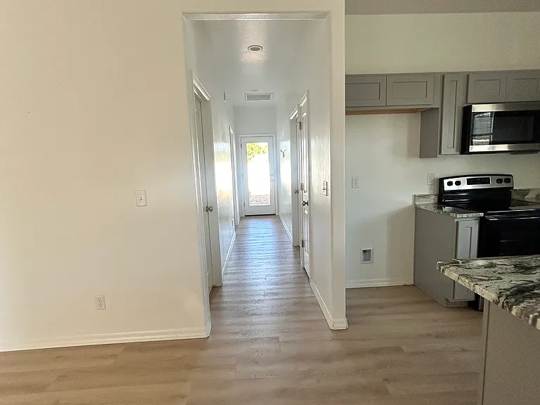 4065 N Arizona St — Photo 10